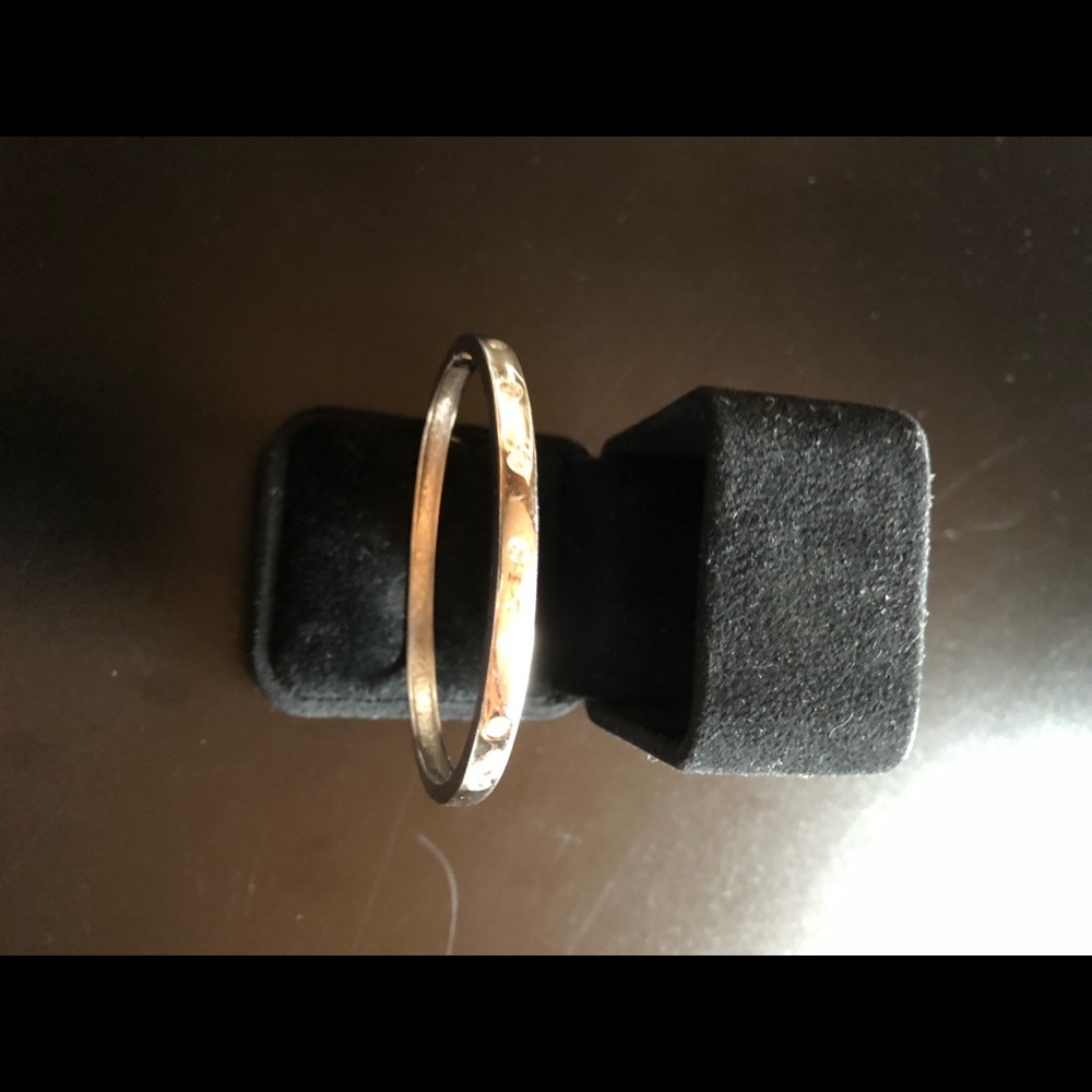 White gold and diamond bracelet